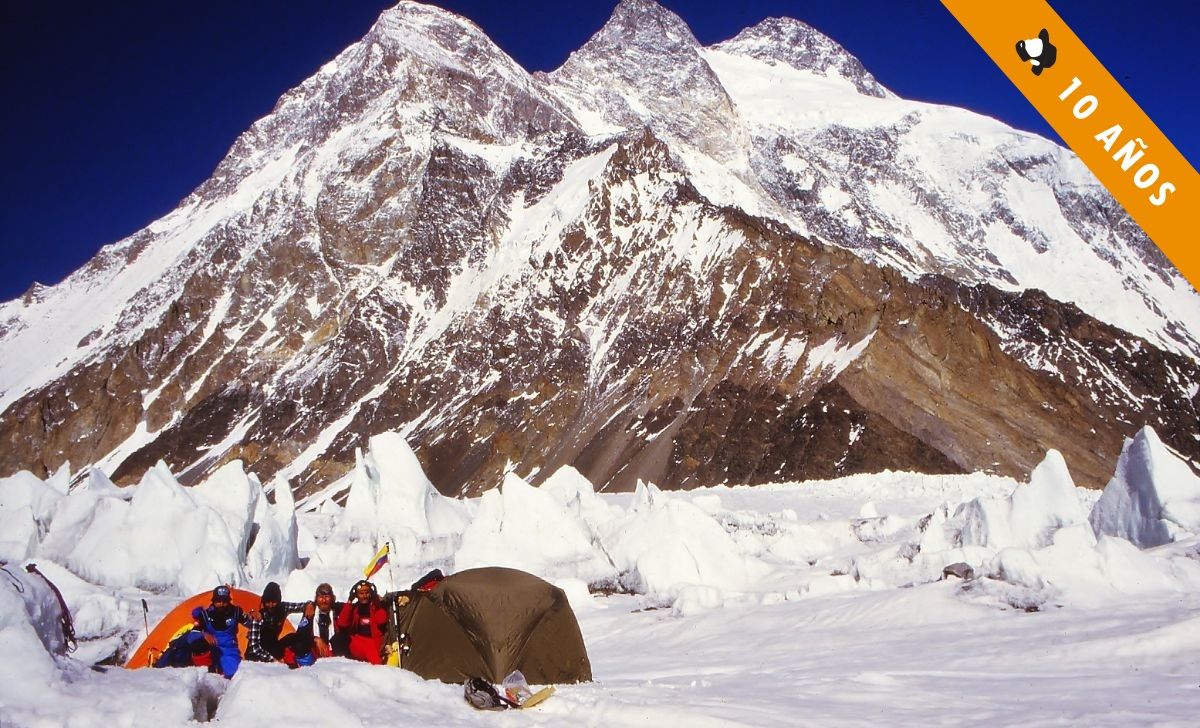 Los 4 expedicionarios frente al Broad Peak.
