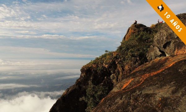 En la cumbre de Pico de Loro. Foto Sandra Ferrer.