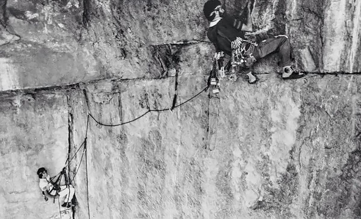 Marcelo lidera la travesía del tercer largo del Gran Diedro.